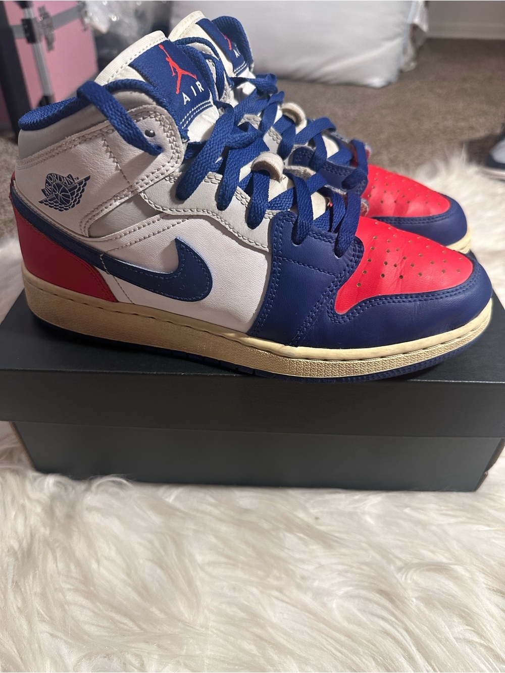 Nike Air Jordan 1 Mid - White/Blue/Red